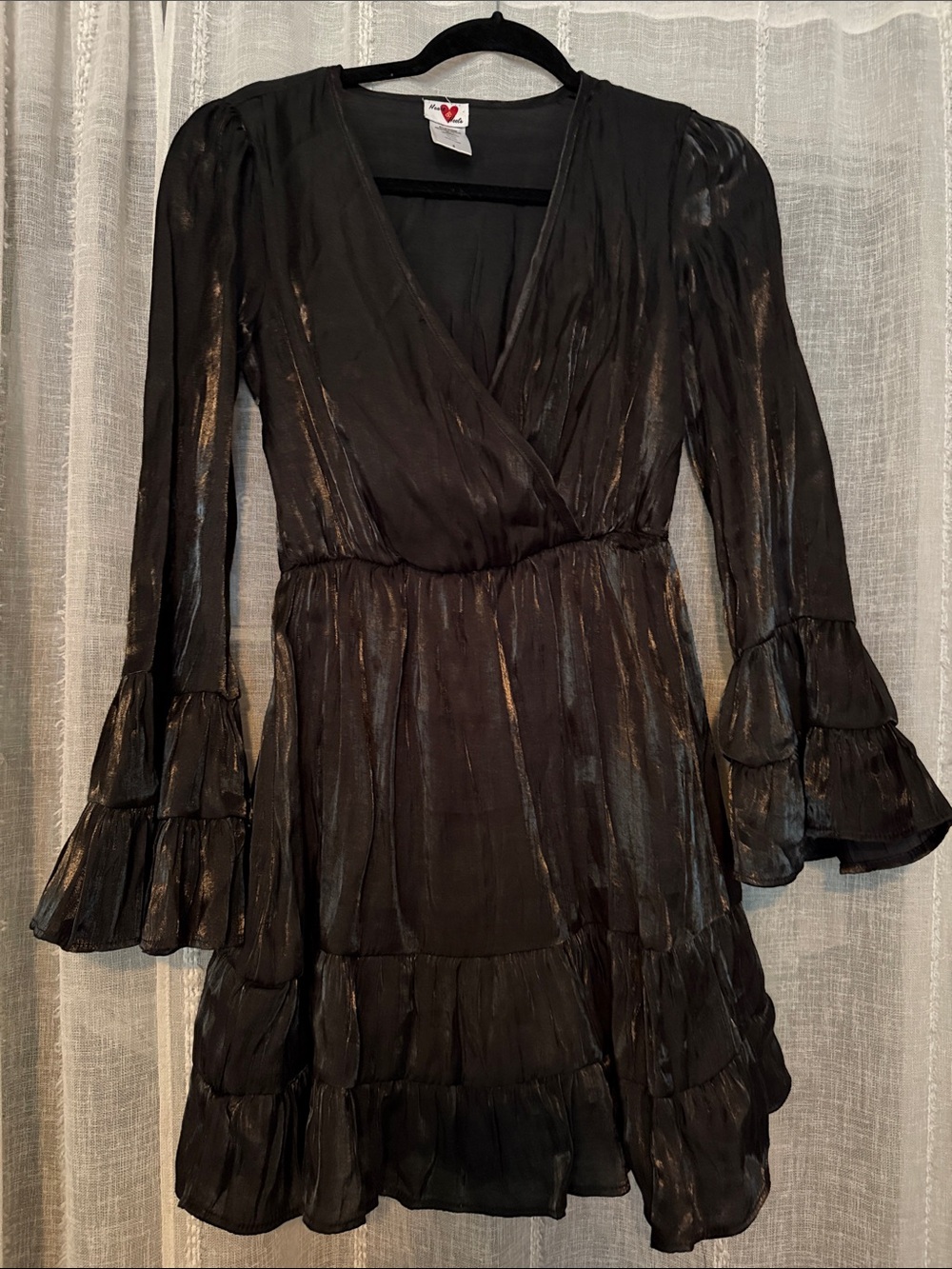 Black Metallic V-Neck Tiered Ruffle Dress Small Party Dress New No Tag